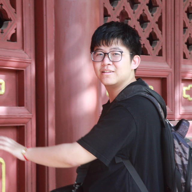 Rui HU